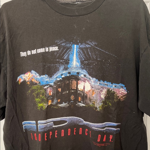 Independence Day Graphic T-Shirt - Picture 1 of 5